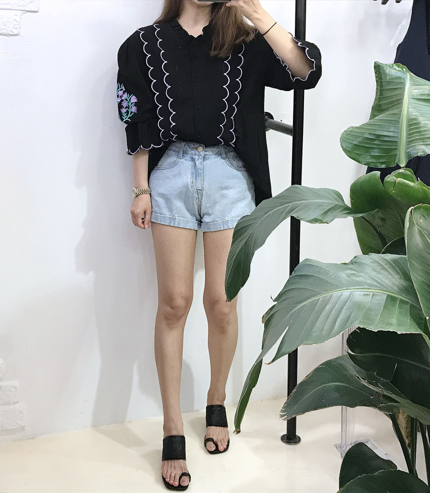 NEW FASHION LADY GIRL Blouse Wave embroidery blous