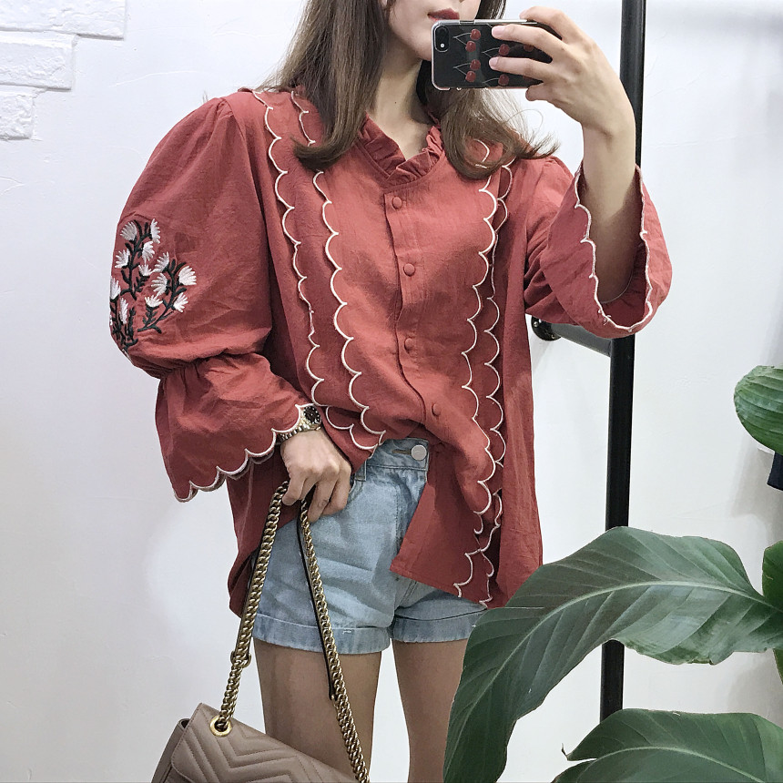 NEW FASHION LADY GIRL Blouse Wave embroidery blous