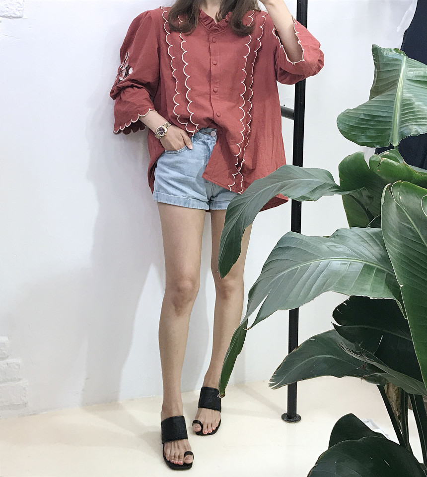 NEW FASHION LADY GIRL Blouse Wave embroidery blous