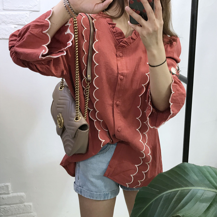 NEW FASHION LADY GIRL Blouse Wave embroidery blous