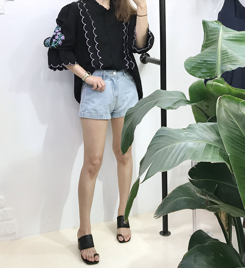 NEW FASHION LADY GIRL Blouse Wave embroidery blous
