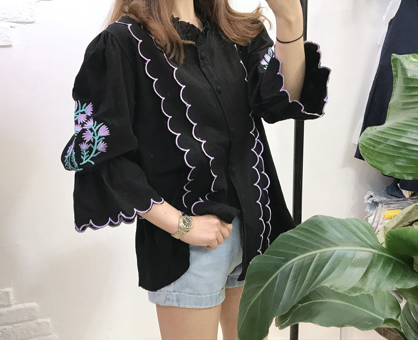 NEW FASHION LADY GIRL Blouse Wave embroidery blous