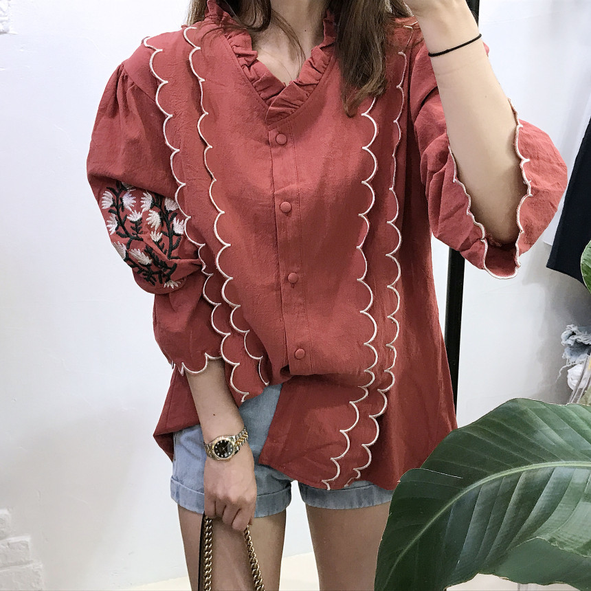 NEW FASHION LADY GIRL Blouse Wave embroidery blous