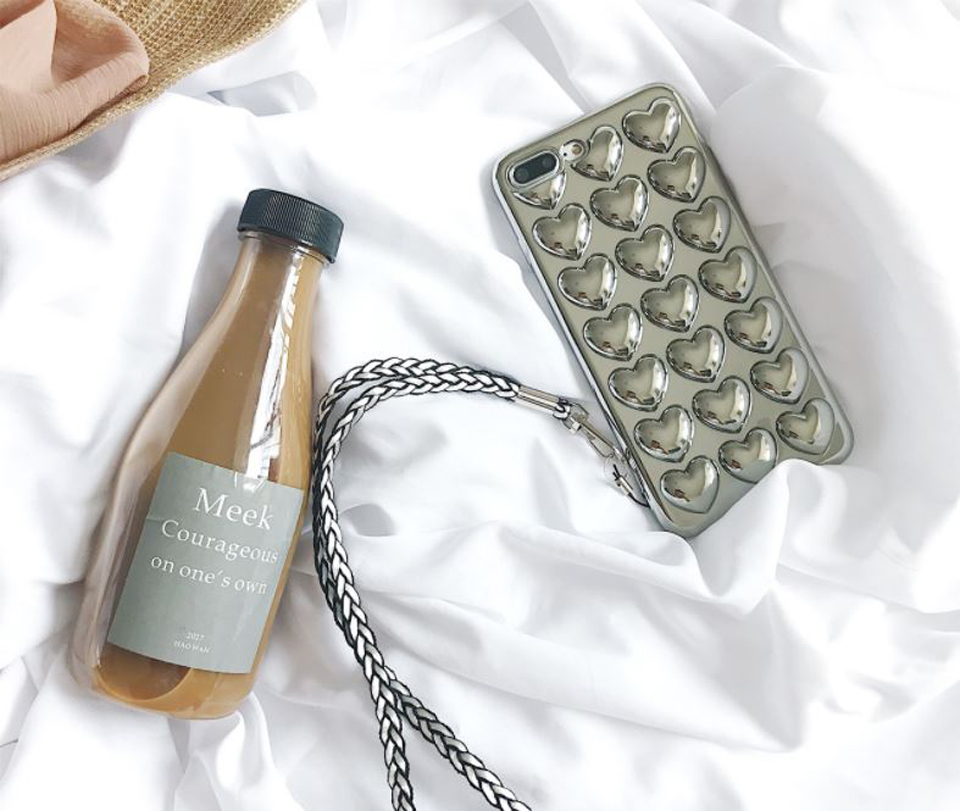 <b><p>Galaxy Note 6-piece solid heart embossed</p></b><b><p>ギャラクシーノート8 6種の立体ハエンボスケースs8、iPhone 8特異ユニーク携帯電話</p></b><br /><br /><p align='center'>