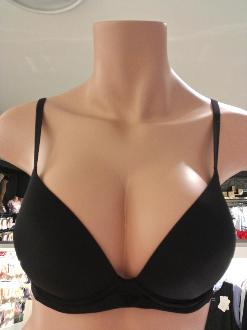 New Triumph Under Black Noah Bridal jBRH9121