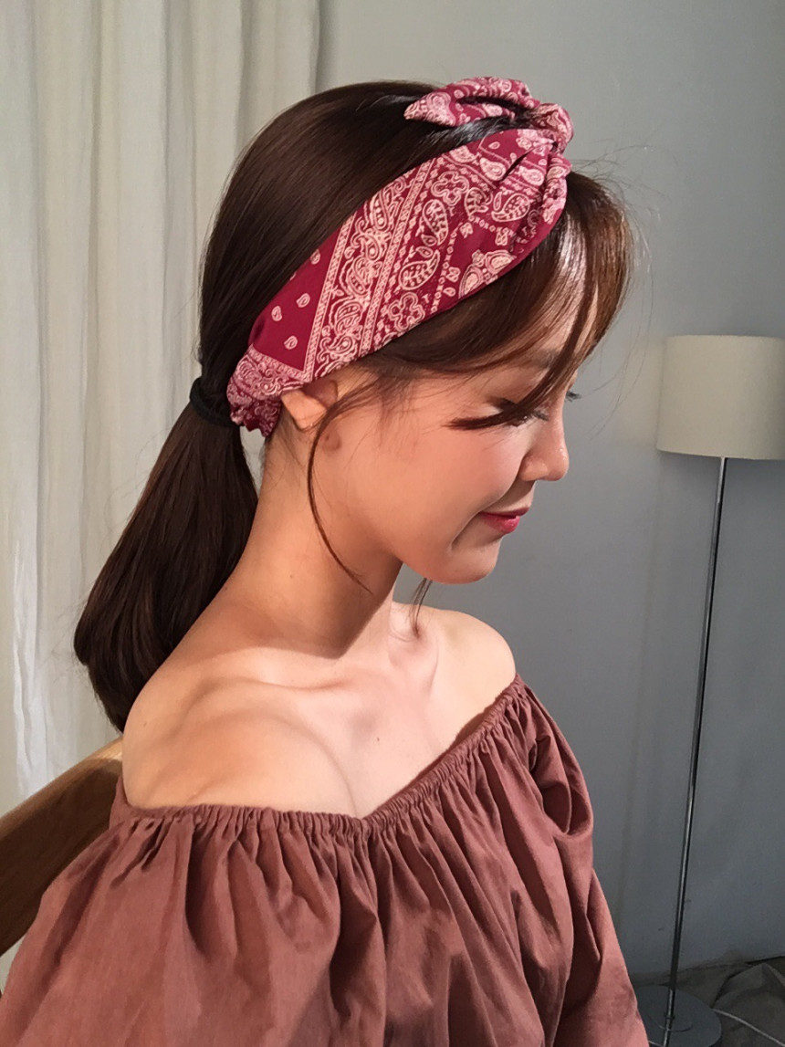 New Atom Wire Paisley Bandana Unique Styling Lovel