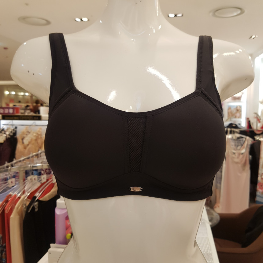NEW SPORTS BRA Wacoal Sports Bra Black WBRS006