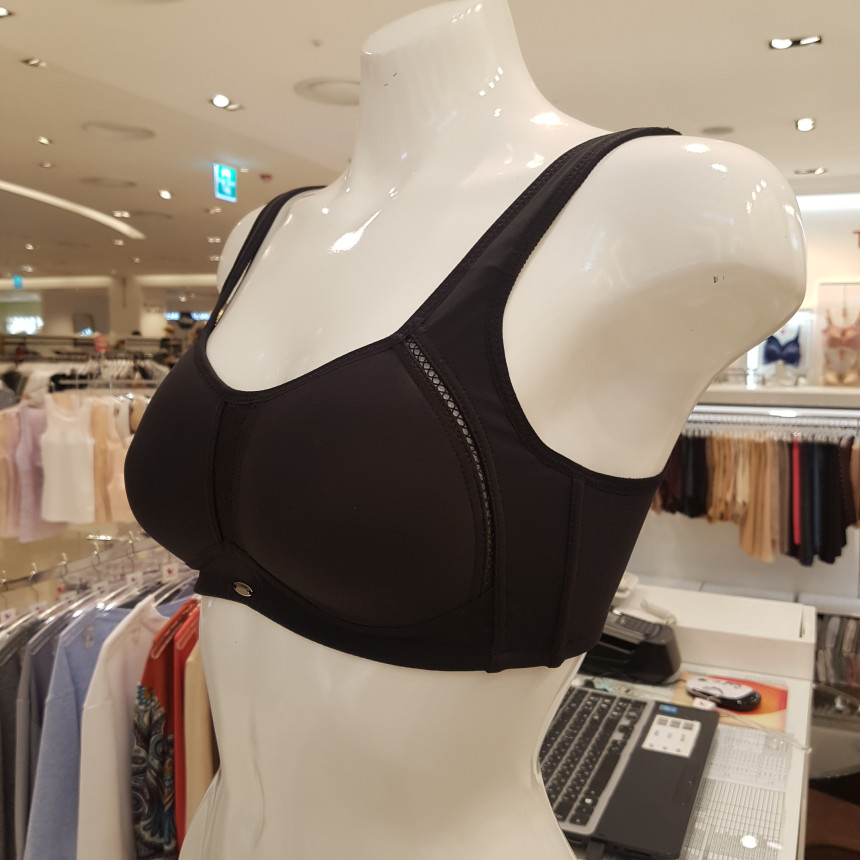 NEW SPORTS BRA Wacoal Sports Bra Black WBRS006