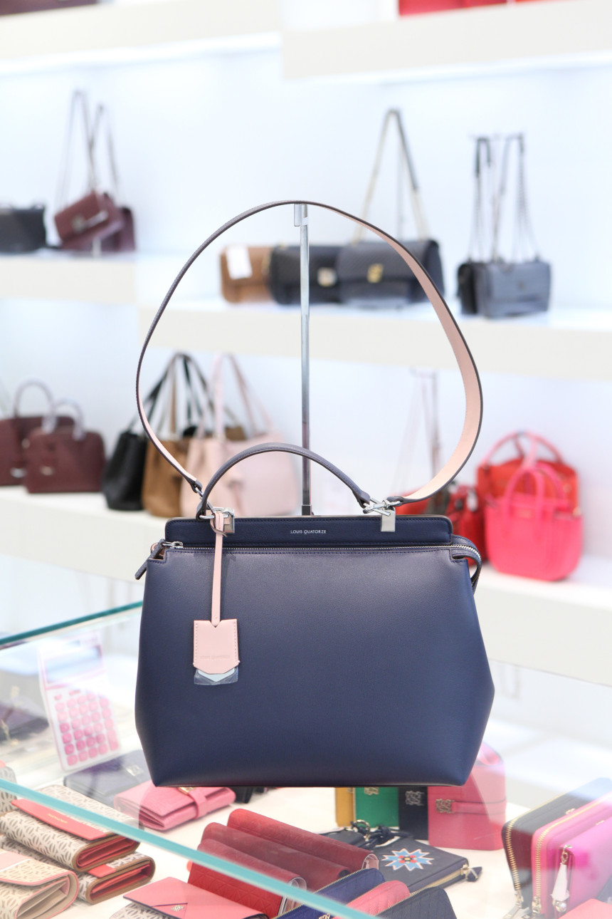 New Women's Bags Louis Quatorze French Navy Wom