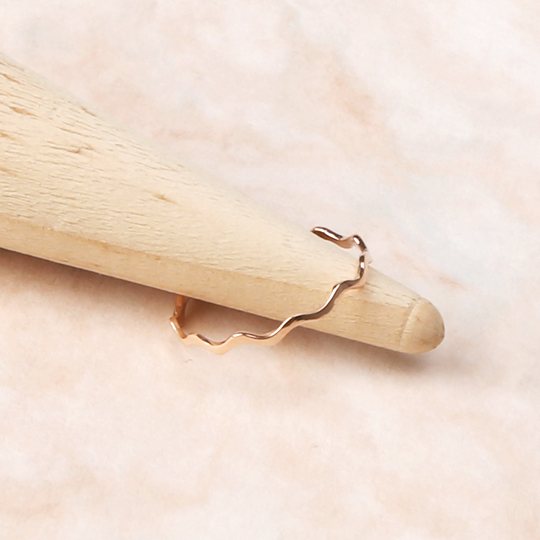 <b><p>14k thumb Index finger Layed K Uneven word</p></b><b><p>14k 親指 検知 リング 重ね着 ケイ 無地 一言 左手 右手 停止 エキ 女性</p></b><br /><br /><p align='center'>