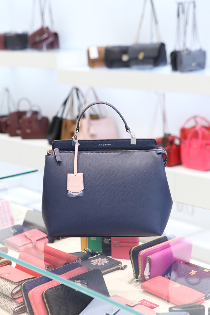 New Women's Bags Louis Quatorze French Navy Wom