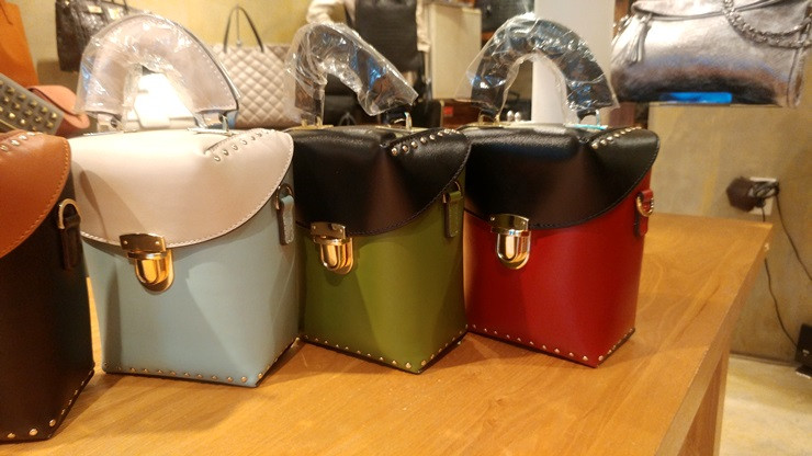 New Natural Cowhide - Mini Chong Cross Bag 5 color