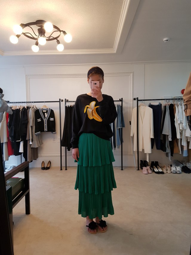 Kangkang Pleated Long Skirt LOVELY Daily Coordinat