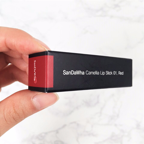 Sandhya Camellia Lipstick Glossy Point Directing F