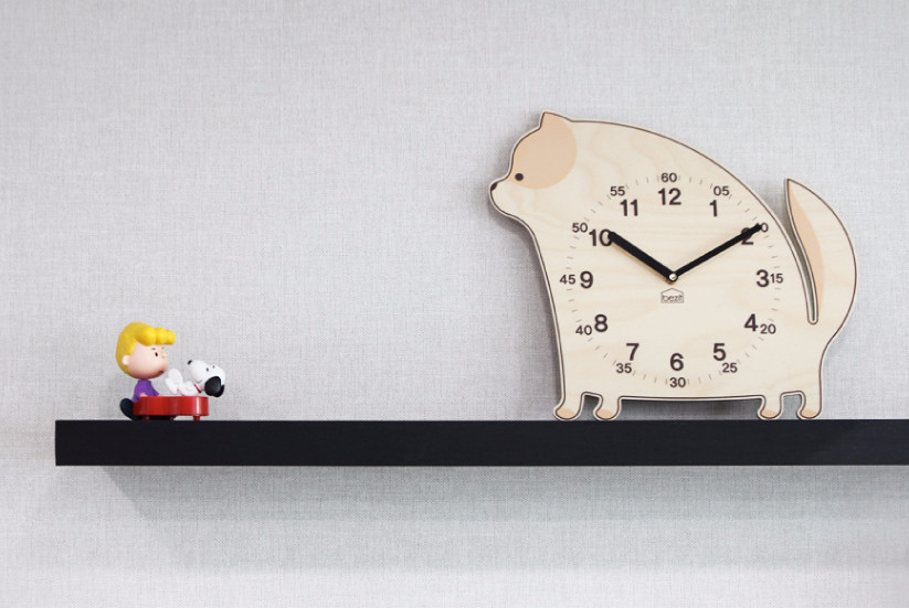 Beckett companion dog Pomeranian silent wall clock