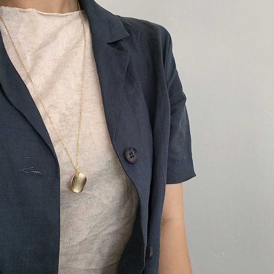 Round Necklace Autumn Gift Coordination