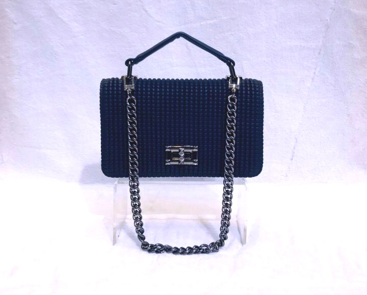 New Luge Chain Mini Cross Spaniel Shoulder Bag Dai