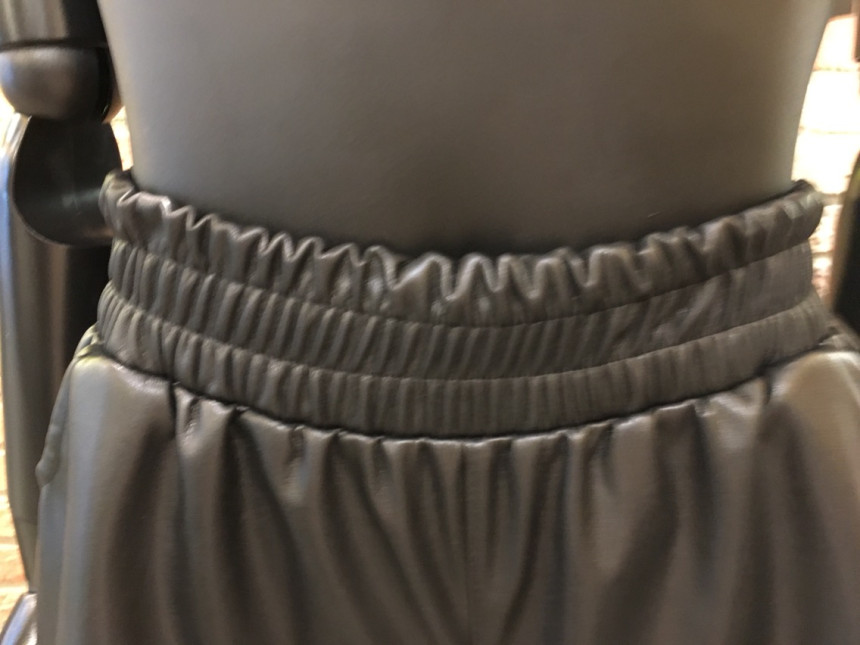 Women Short Pants Leather Material Waist Full Bend