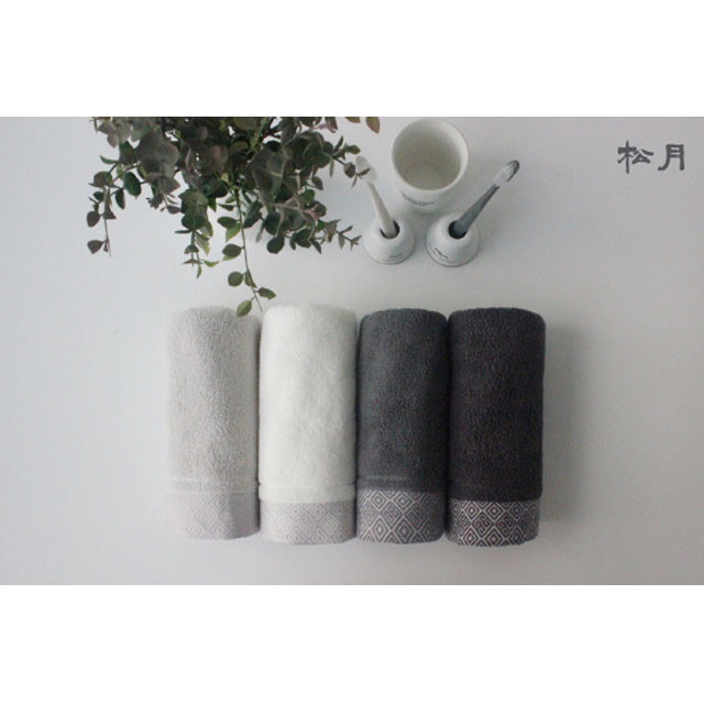 <b><p>Songwol Towel Komasa ignorance des Hot Windmill</p></b><b><p>ソンウォルタオル コマサ 無知 デザイン ホテルの 風車40 ソフト すっきり 暖かい</p></b><br /><br /><p align='center'>