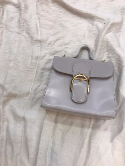 New mini cross-back bag Recommended woman