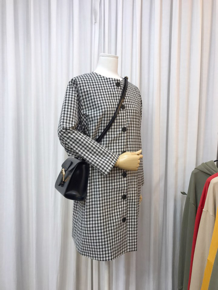 New mini cross-back bag Recommended woman