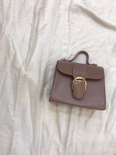 New mini cross-back bag Recommended woman