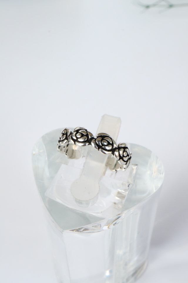 <b><p>Special Ofrs 925 silv pnt Free ze bum Back</p></b><b><p>特価 925 油絵 フリーサイズ 銀の指輪 バックオープン リアル 高級 アンティークな感じ</p></b><br /><br /><p align='center'>