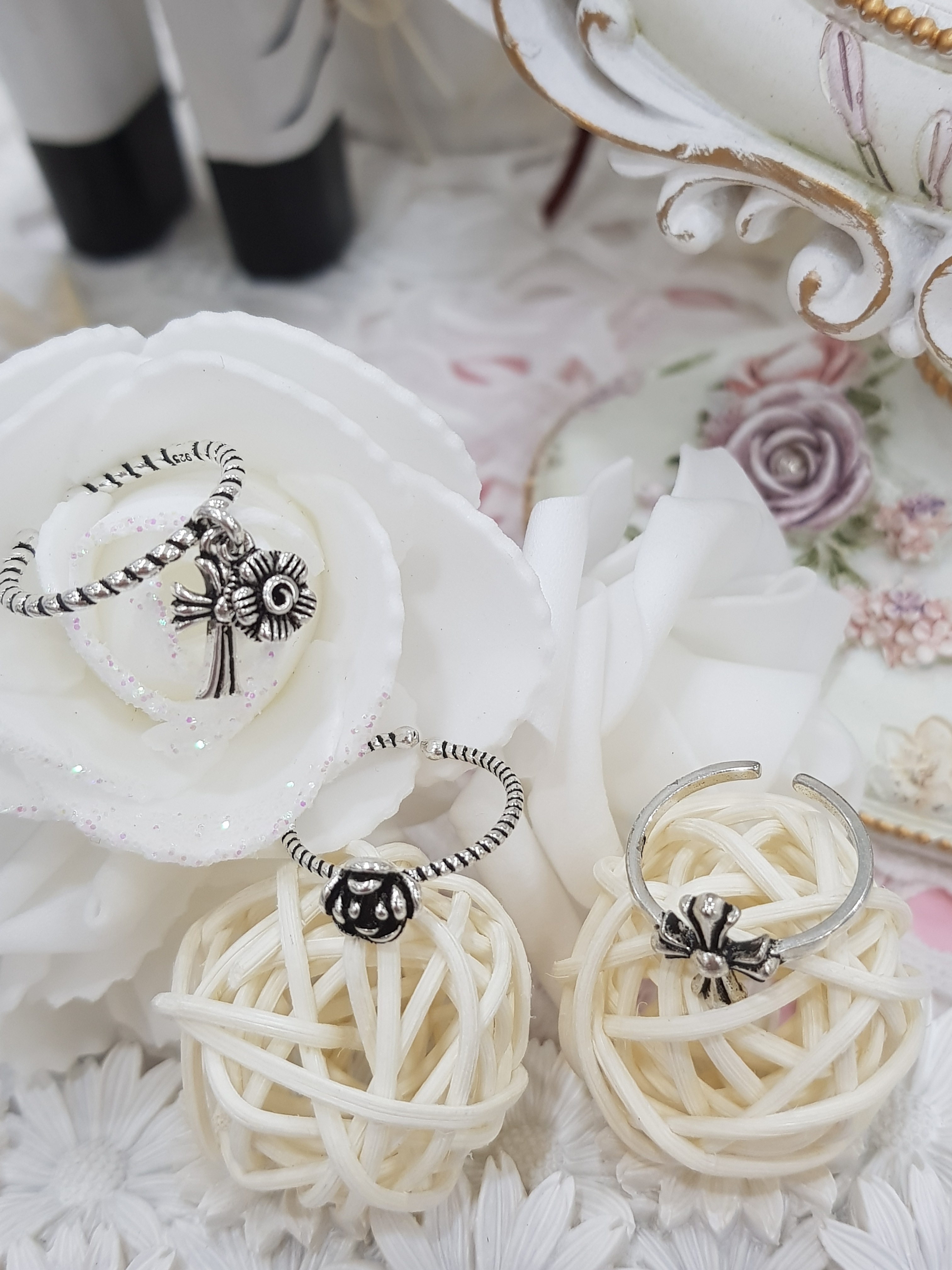 <b><p>Special Ofrs 925 silv pnt Free ze bum Back</p></b><b><p>特価 925 油絵 フリーサイズ 銀の指輪 バックオープン リアル 高級 アンティークな感じ</p></b><br /><br /><p align='center'>