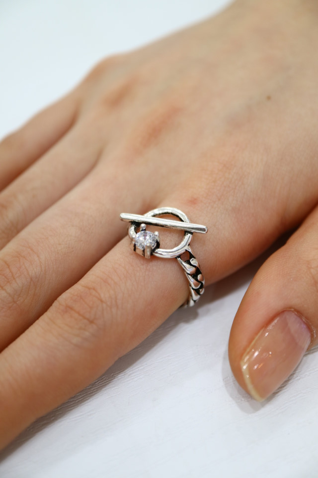 <b><p>Special Ofrs 925 silv pnt Free ze bum Back</p></b><b><p>特価 925 油絵 フリーサイズ 銀の指輪 バックオープン リアル 高級 アンティークな感じ</p></b><br /><br /><p align='center'>