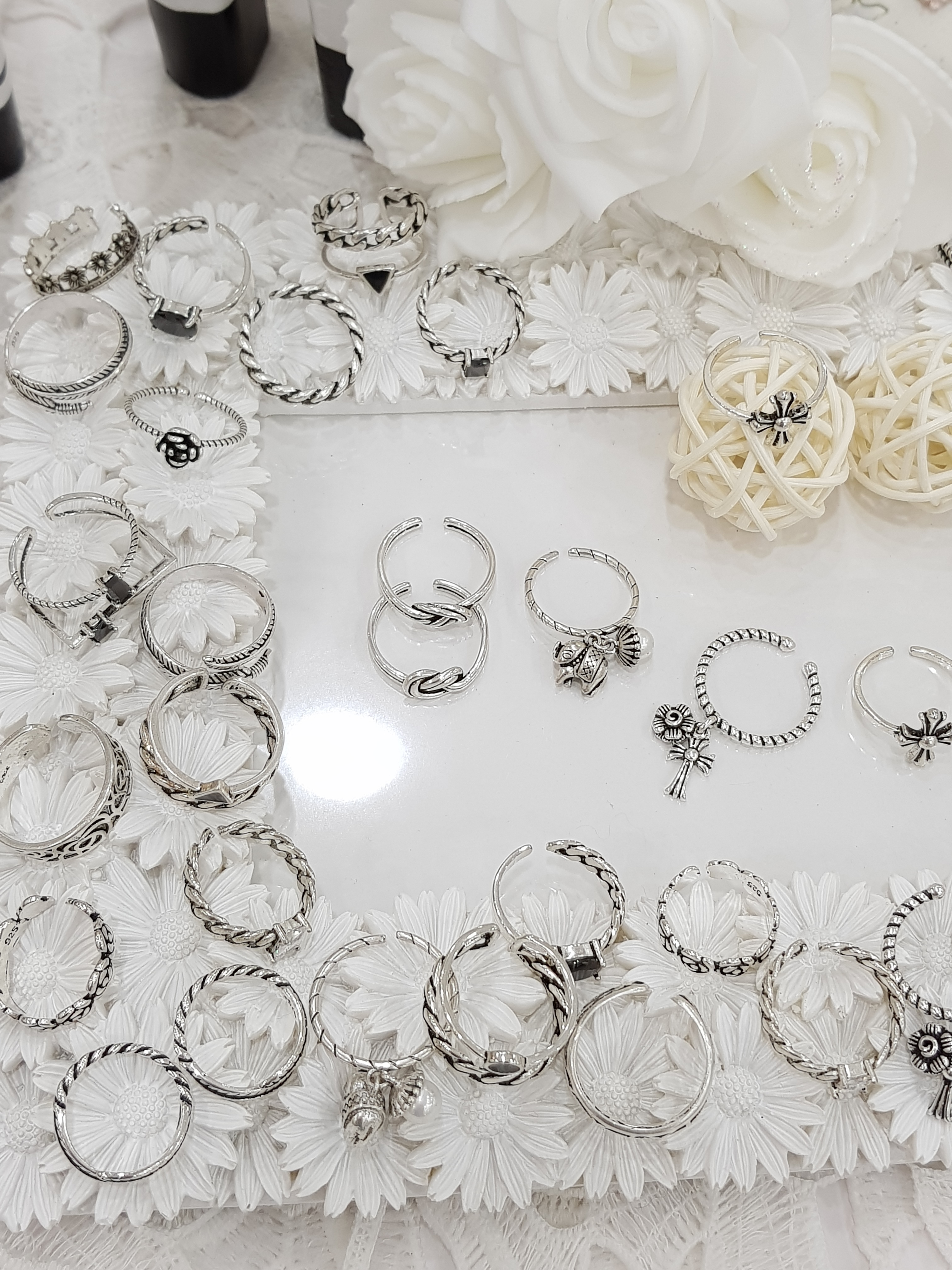 <b><p>Special Ofrs 925 silv pnt Free ze bum Back</p></b><b><p>特価 925 油絵 フリーサイズ 銀の指輪 バックオープン リアル 高級 アンティークな感じ</p></b><br /><br /><p align='center'>