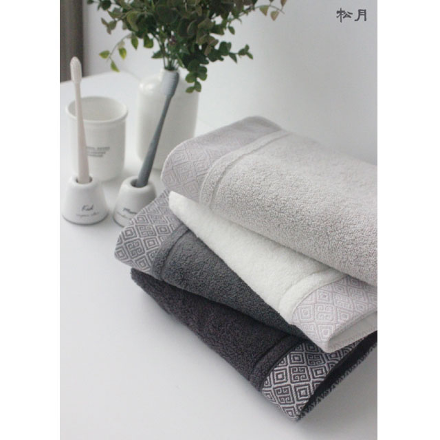 <b><p>Songwol Towel Komasa ignorance des Hot Windmill</p></b><b><p>ソンウォルタオル コマサ 無知 デザイン ホテルの 風車40 ソフト すっきり 暖かい</p></b><br /><br /><p align='center'>