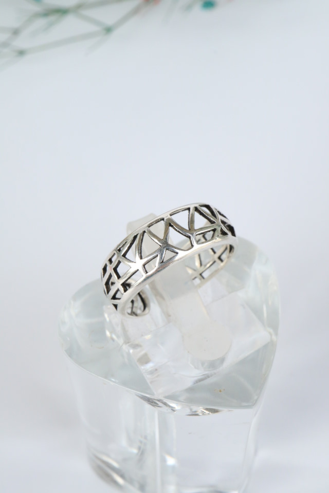 <b><p>Special Ofrs 925 silv pnt Free ze bum Back</p></b><b><p>特価 925 油絵 フリーサイズ 銀の指輪 バックオープン リアル 高級 アンティークな感じ</p></b><br /><br /><p align='center'>