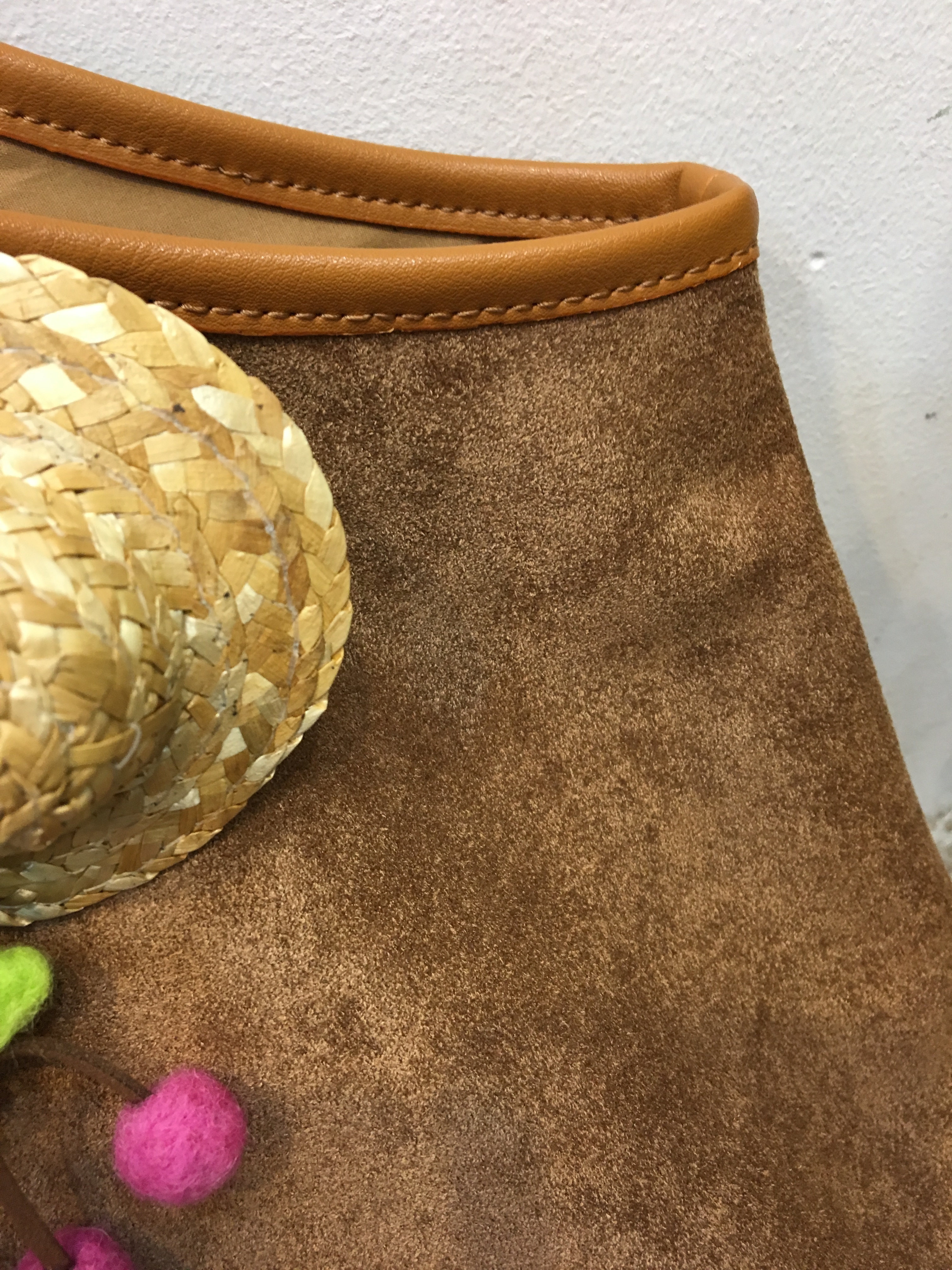 <b><p>Big suede showper bag 3col</p></b><b><p>ビッグスエードショーポベク3col</p></b><br /><br /><p align='center'>