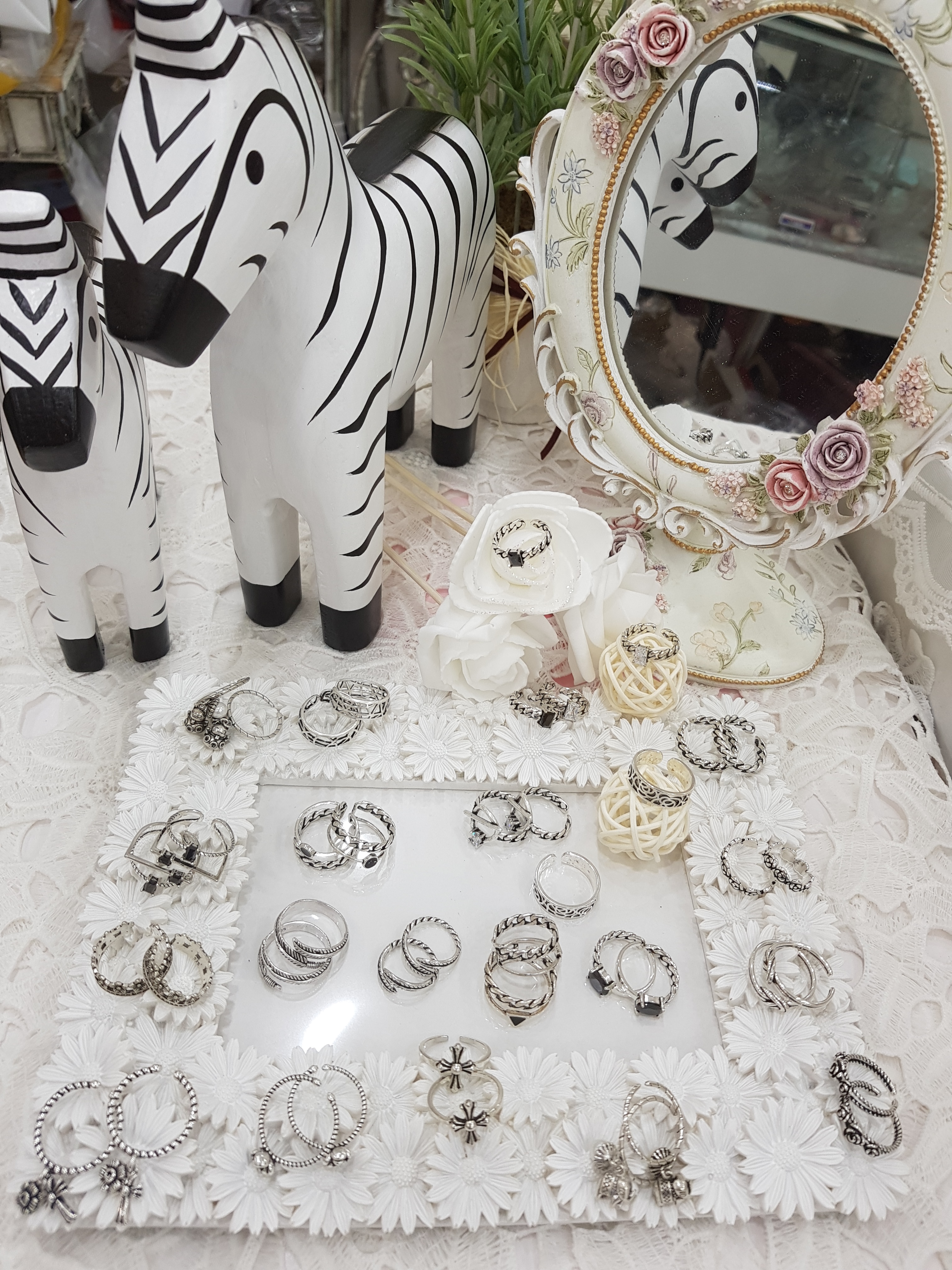 <b><p>Special Ofrs 925 silv pnt Free ze bum Back</p></b><b><p>特価 925 油絵 フリーサイズ 銀の指輪 バックオープン リアル 高級 アンティークな感じ</p></b><br /><br /><p align='center'>