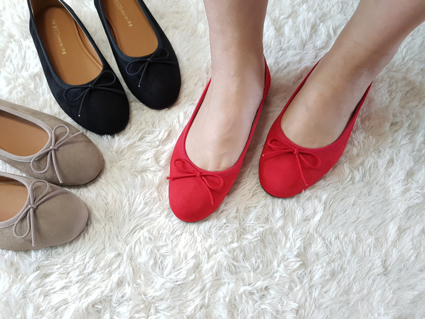 <b><p>Korean Mourning 3 cols suede ribbon flat</p></b><b><p>韓国語 無排 3色 スエード リボン フラット シューズ 1cm 女性 靴 ローファー</p></b><br /><br /><p align='center'>