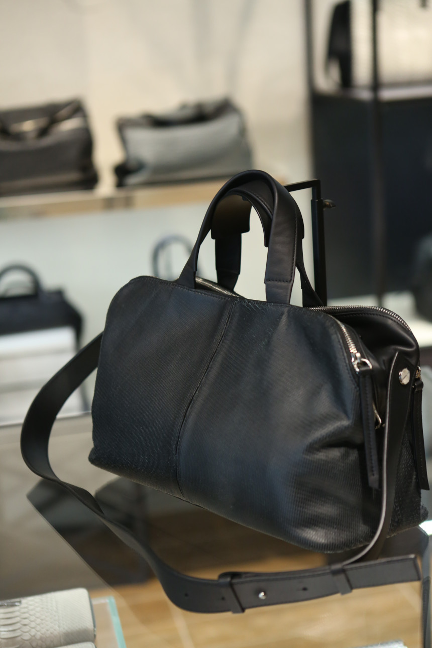 New Women's Bags Roasu Lounge Tera S Top Black 