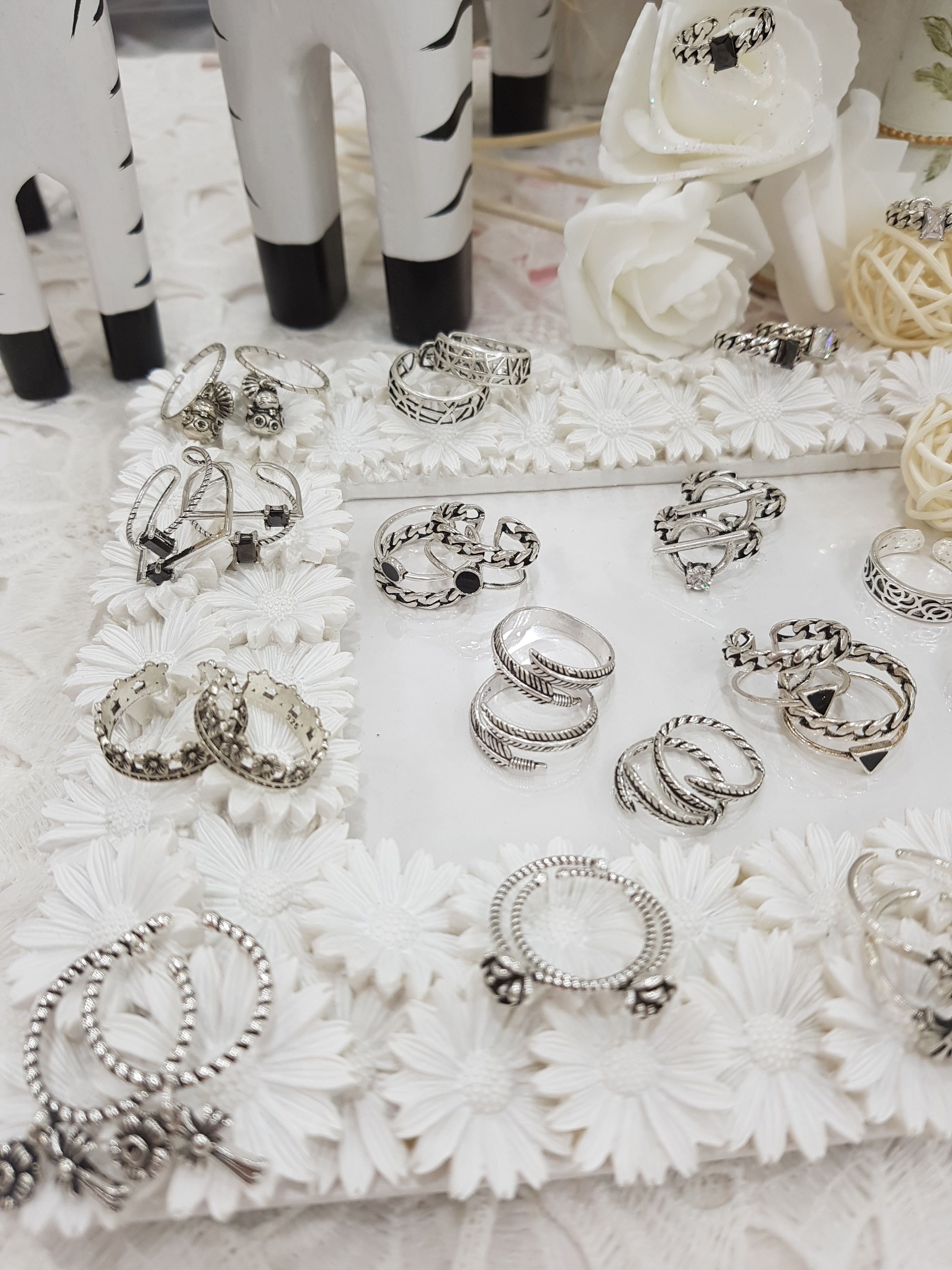 <b><p>Special Ofrs 925 silv pnt Free ze bum Back</p></b><b><p>特価 925 油絵 フリーサイズ 銀の指輪 バックオープン リアル 高級 アンティークな感じ</p></b><br /><br /><p align='center'>