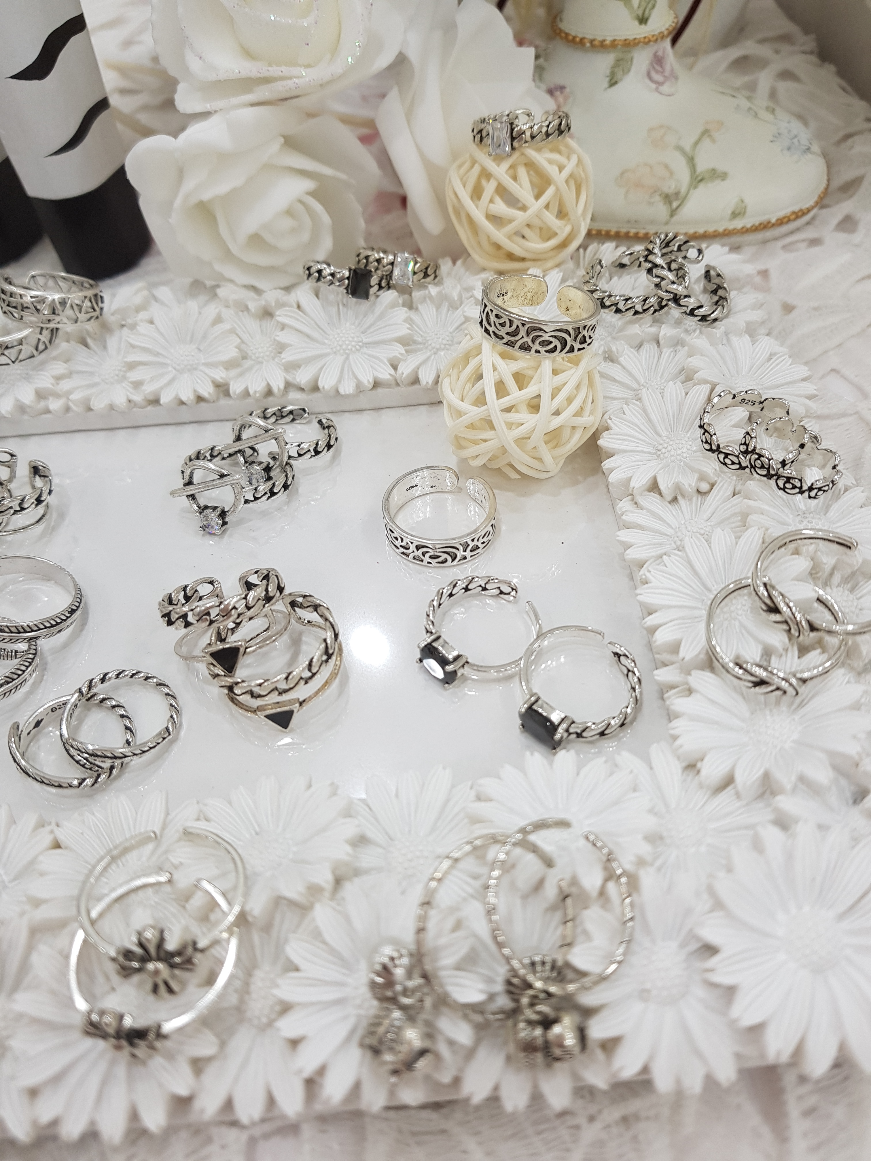 <b><p>Special Ofrs 925 silv pnt Free ze bum Back</p></b><b><p>特価 925 油絵 フリーサイズ 銀の指輪 バックオープン リアル 高級 アンティークな感じ</p></b><br /><br /><p align='center'>