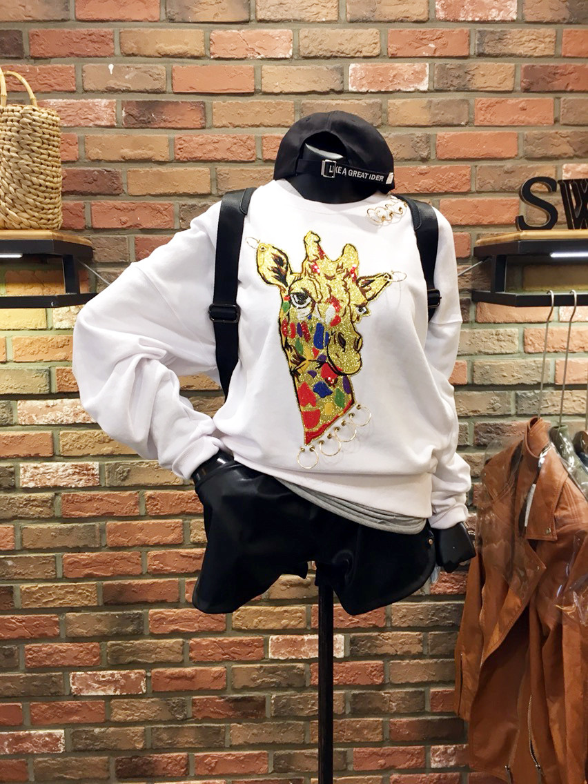 Women Short Pants Leather Material Waist Full Bend