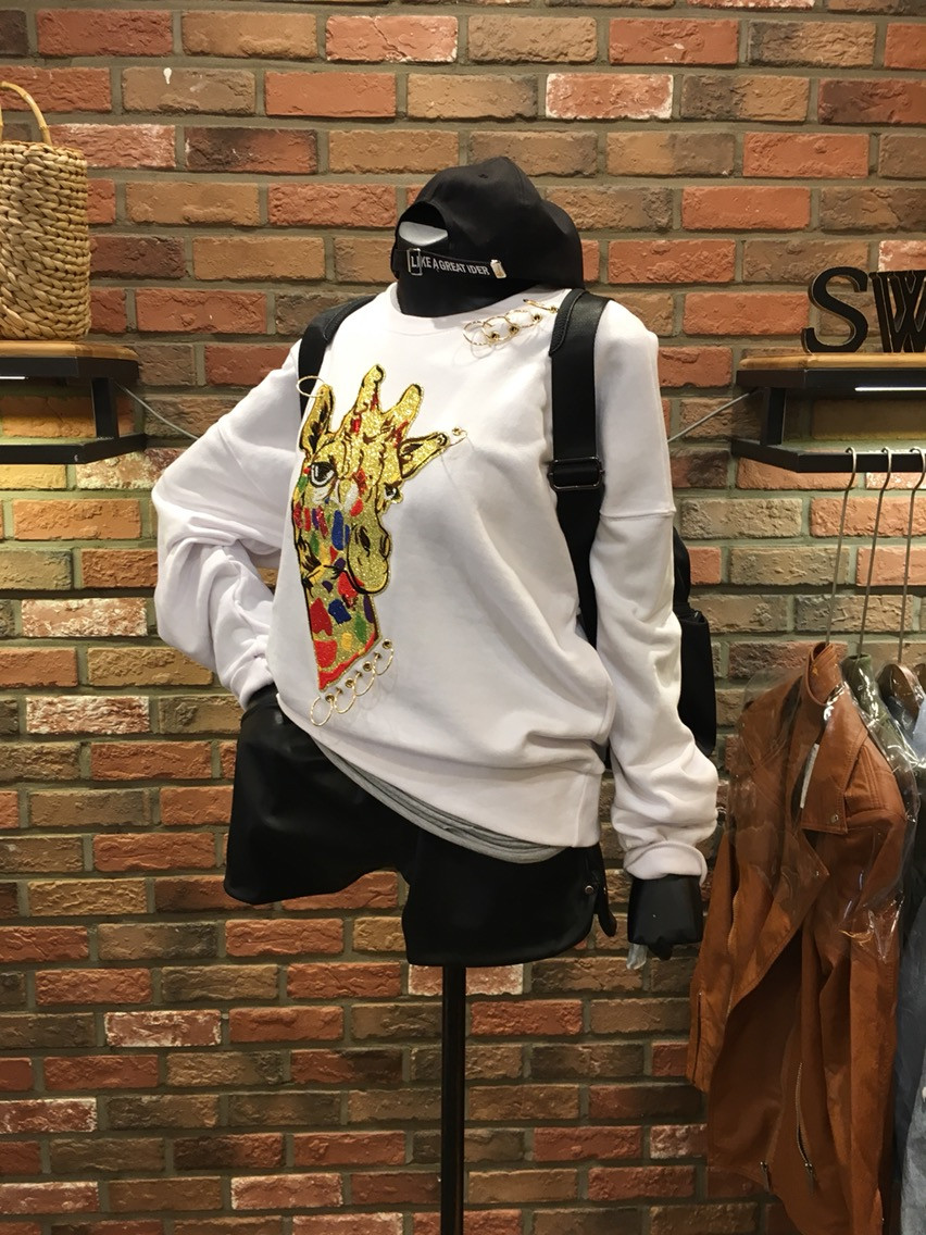 Women Short Pants Leather Material Waist Full Bend