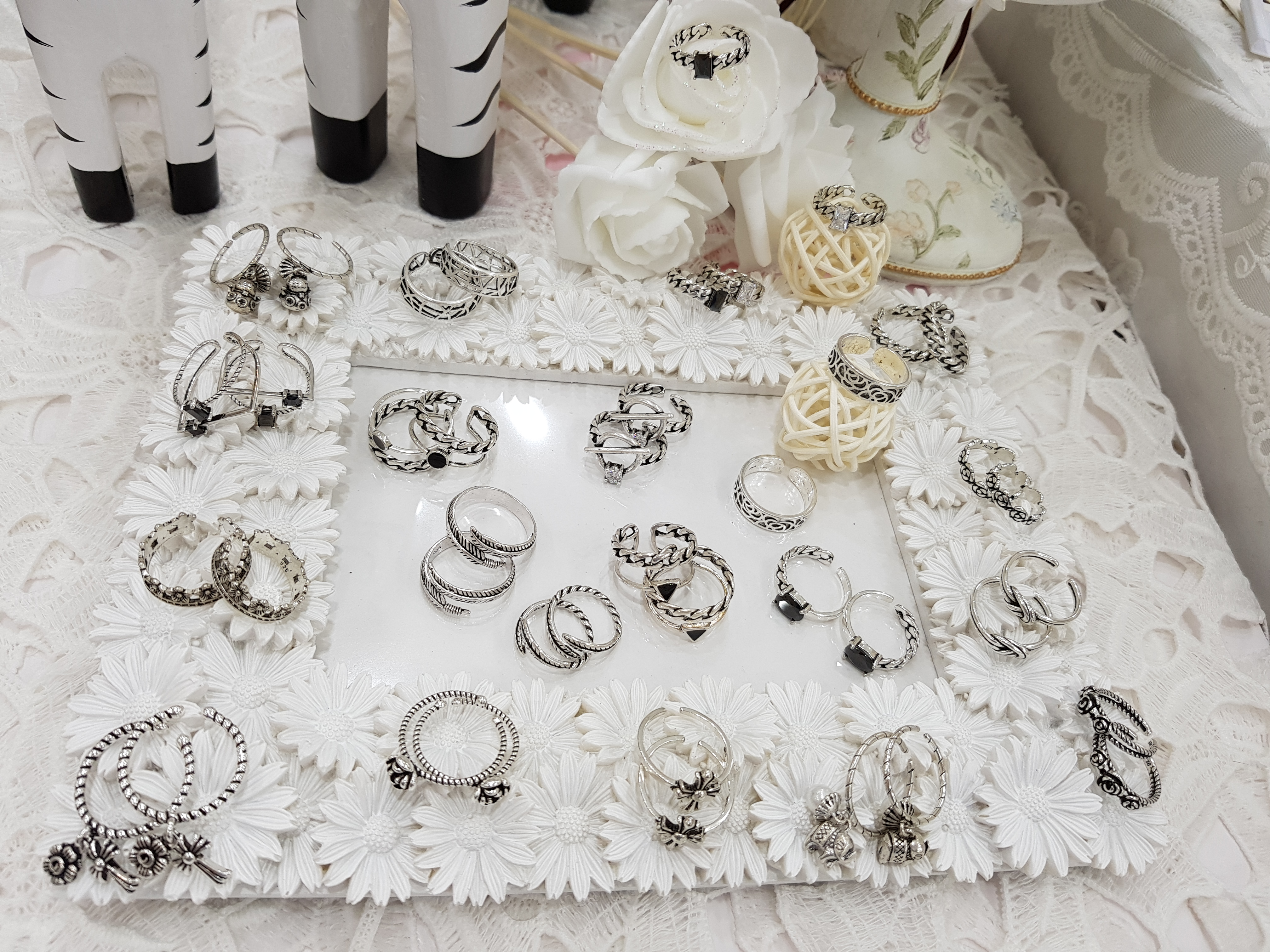 <b><p>Special Ofrs 925 silv pnt Free ze bum Back</p></b><b><p>特価 925 油絵 フリーサイズ 銀の指輪 バックオープン リアル 高級 アンティークな感じ</p></b><br /><br /><p align='center'>