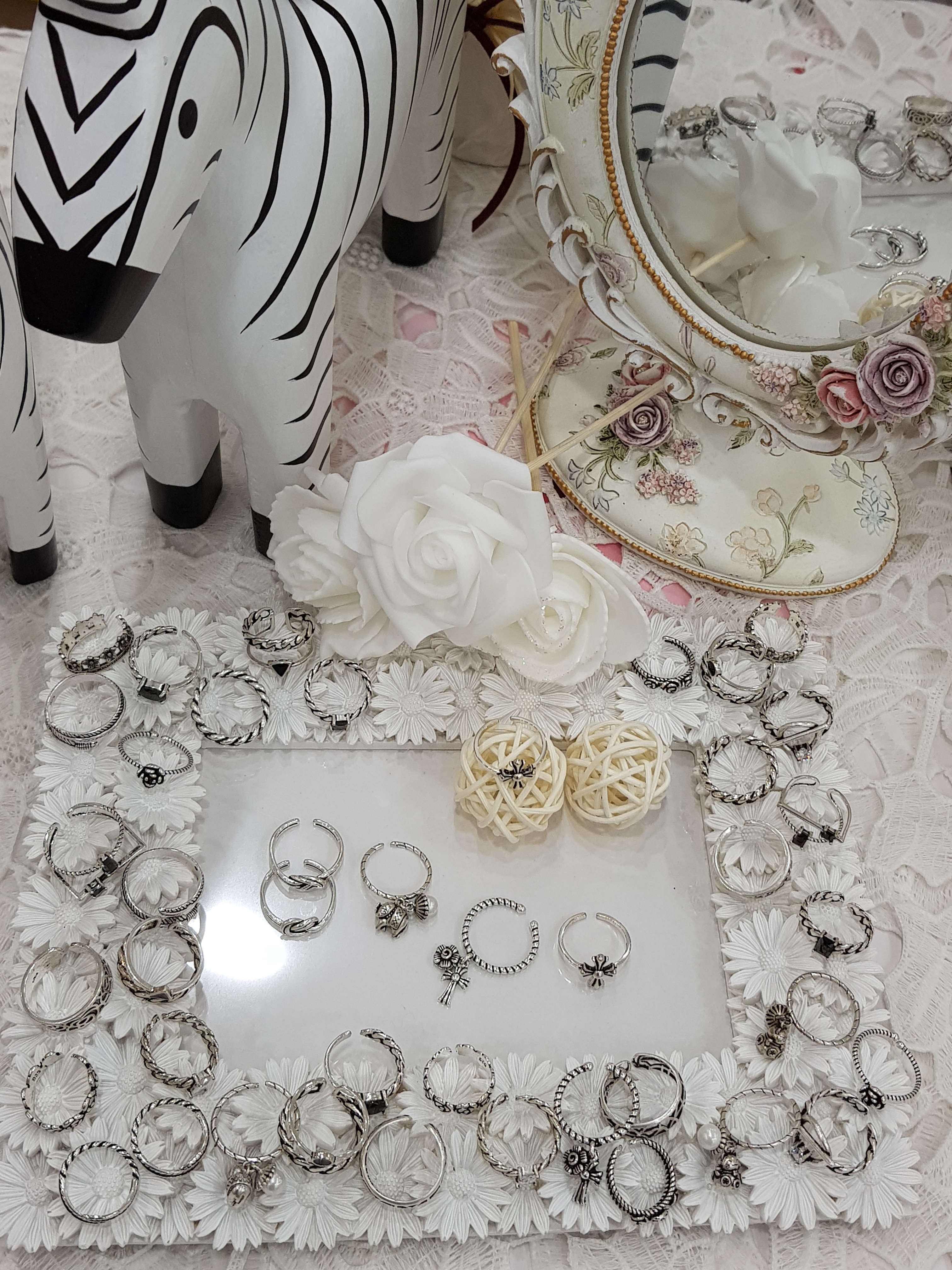 <b><p>Special Ofrs 925 silv pnt Free ze bum Back</p></b><b><p>特価 925 油絵 フリーサイズ 銀の指輪 バックオープン リアル 高級 アンティークな感じ</p></b><br /><br /><p align='center'>