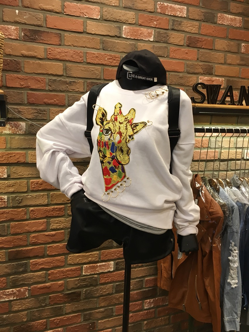 Women Short Pants Leather Material Waist Full Bend