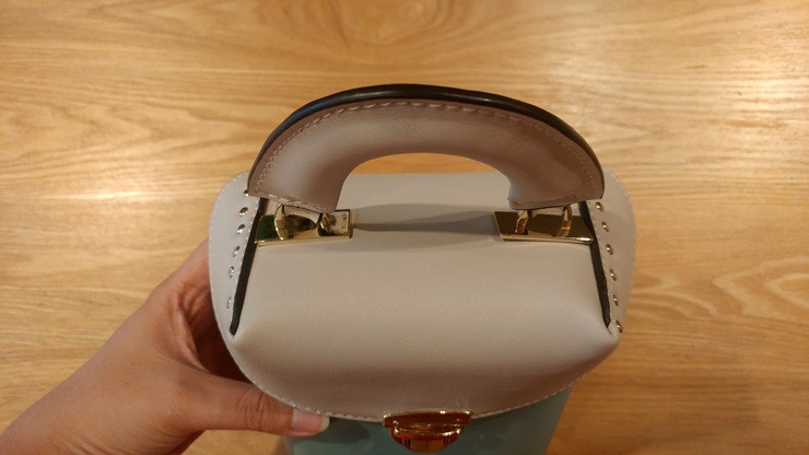 New Natural Cowhide - Mini Chong Cross Bag 5 color