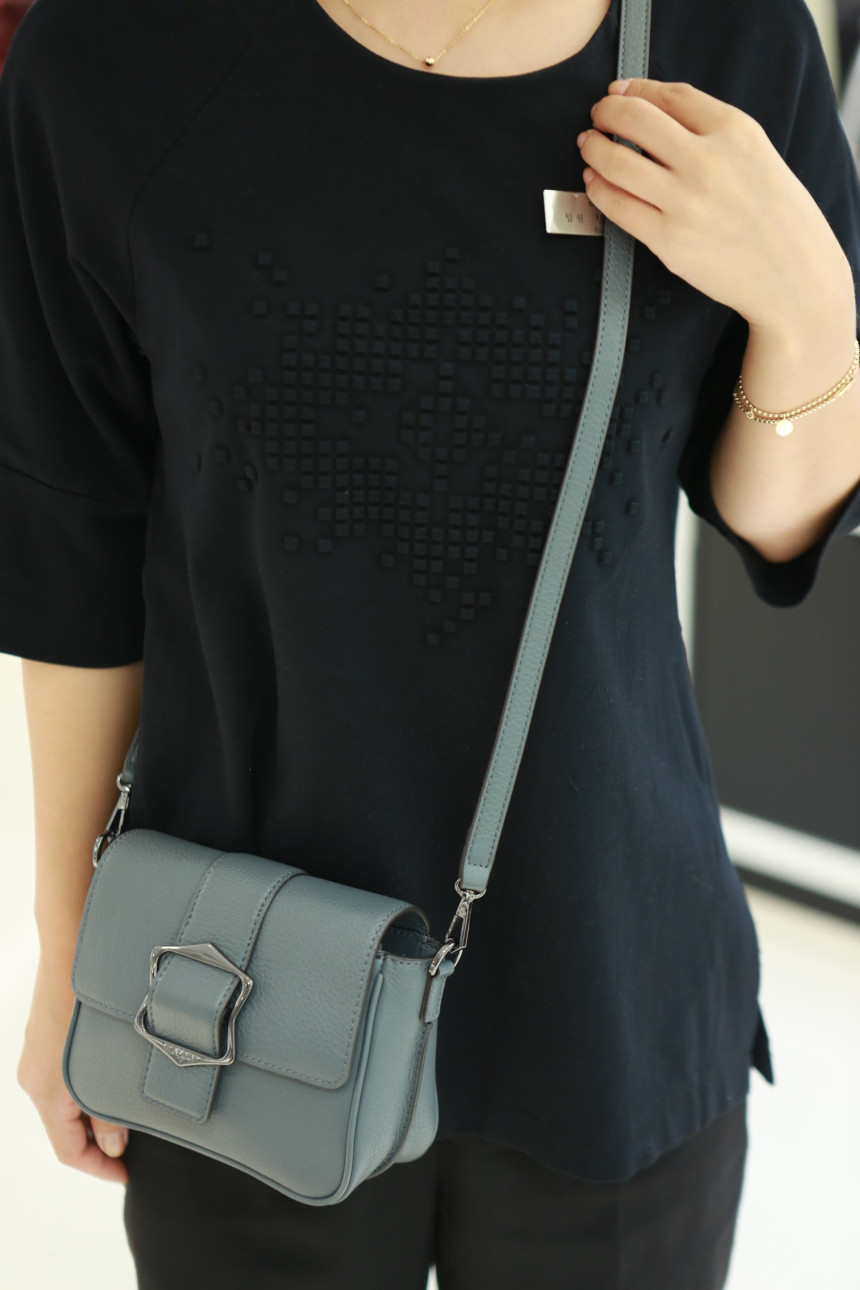 New Oyani Jerome mini flap cross back Dusty Gray O