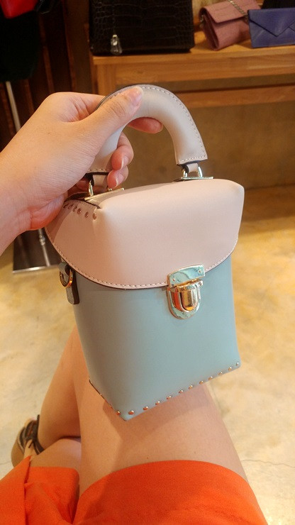 New Natural Cowhide - Mini Chong Cross Bag 5 color