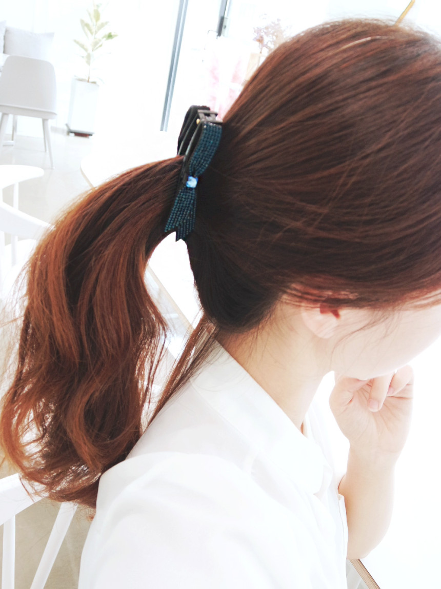 New Scrub Ribbon Swarovski Cubic Banana Pin 5color