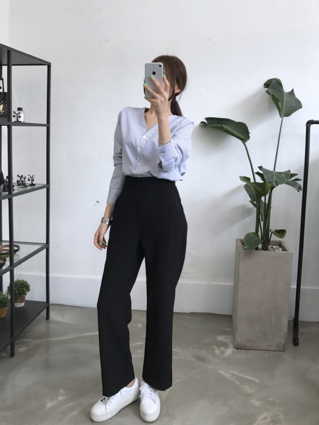 NEW FASHION LADY GIRL Blouse Stripe V-neck blouse