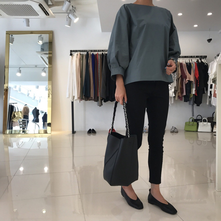 NEW FASHION LADY GIRL Blouse Balloon Shirt Classic