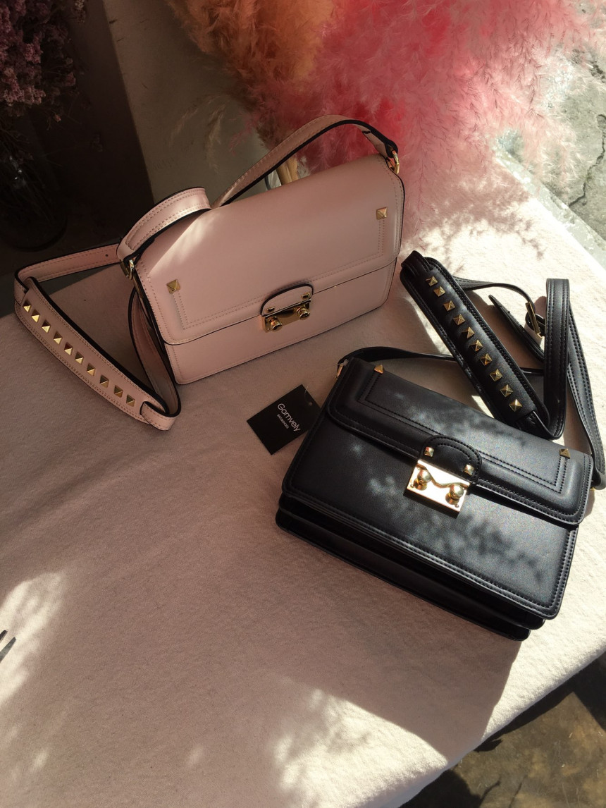 New mobster mini stubs Lovely cross bobs Semi-offi